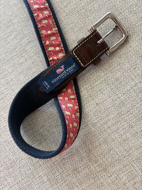 Vineyard Vines Leather & Canvas Club Belt – Pink Lemonade Print | Size 30